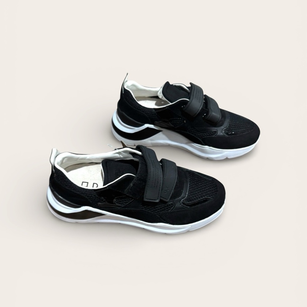 Date Fuga Sneakers, NWT, size 37 or 6.5 European